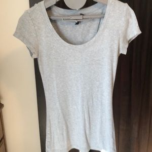Scoop neck tee